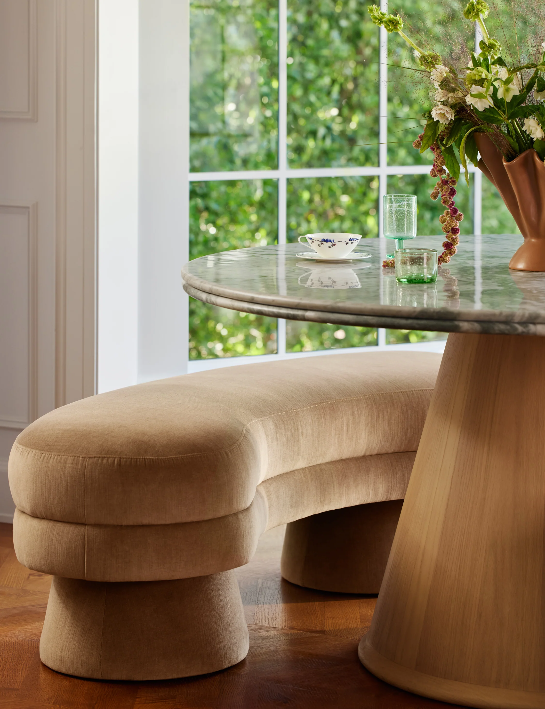 Camel Velvet Bench Camel Velvet Bench