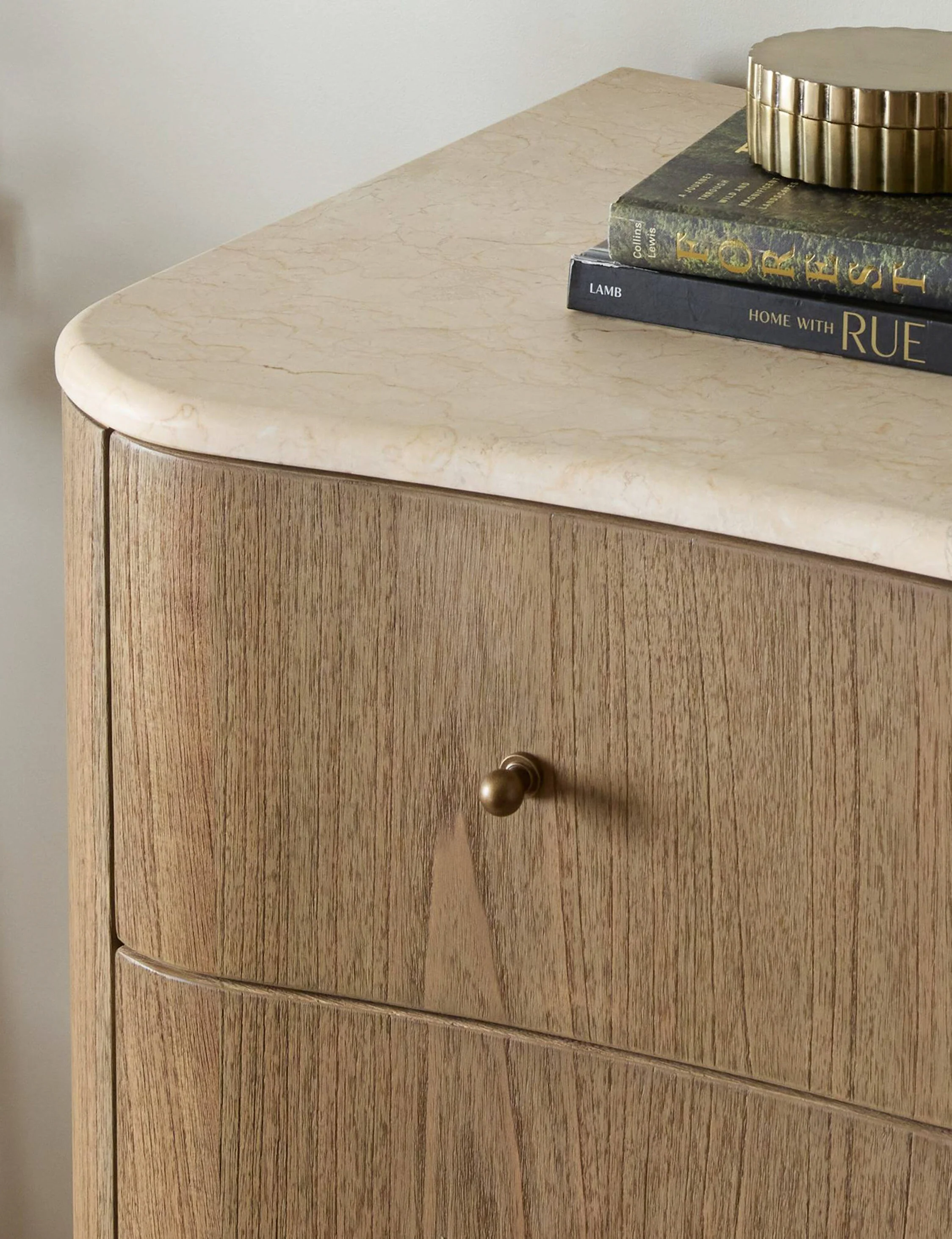 2026052207042482 5-Drawer Dresser