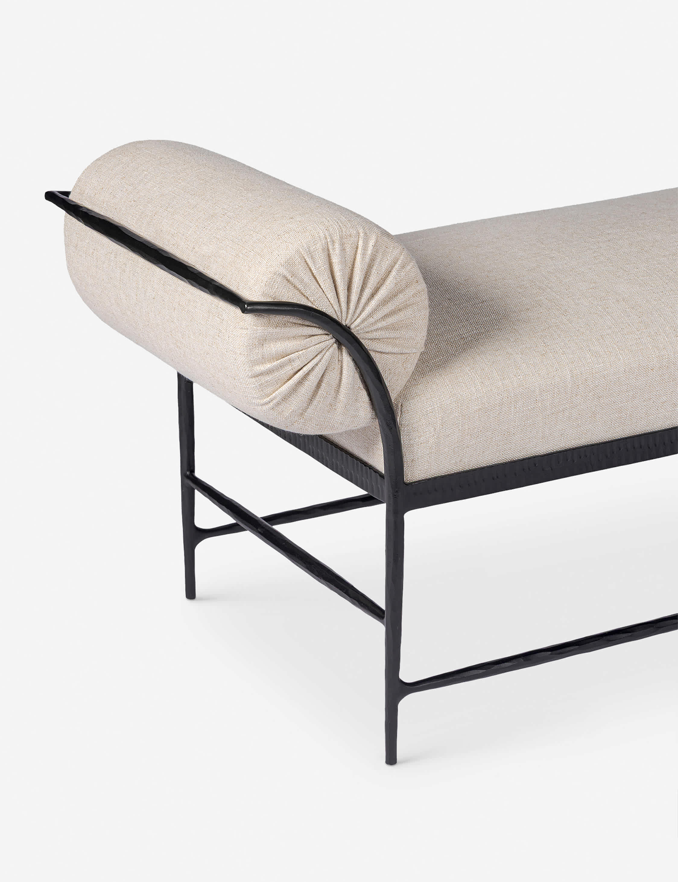 2026052208505525 Modern Luxurious Bench