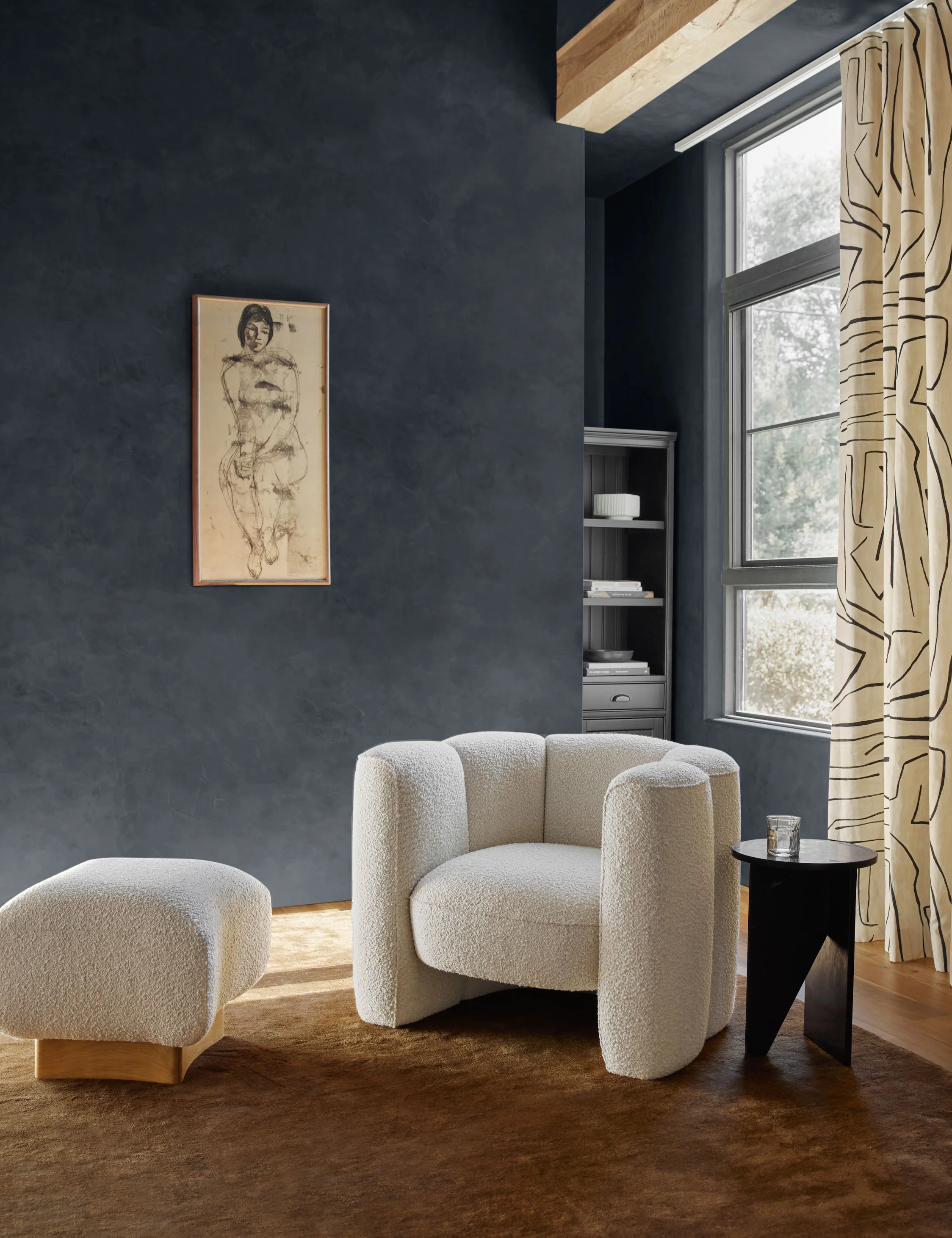 Minimalist Ottoman Minimalist Ottoman